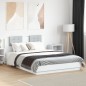 vidaXL Estructura de cama con cabecero y luces LED blanco 140x200 cm vidaXL Estructura de cama con cabecero y luces LED blanco 140x200 cm