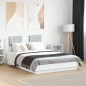 vidaXL Estructura cama con cabecero madera ingeniería blanco 135x190cm vidaXL Estructura cama con cabecero madera ingeniería blanco 135x190cm