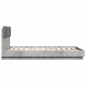 vidaXL Cama con cabecero madera de ingeniería gris hormigón 140x200 cm vidaXL Cama con cabecero madera de ingeniería gris hormigón 140x200 cm