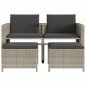 vidaXL Sofá jardín 2 plazas con mesa y taburetes ratán PE gris claro vidaXL Sofá jardín 2 plazas con mesa y taburetes ratán PE gris claro