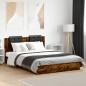 vidaXL Cama con cabecero madera de ingeniería roble ahumado 120x200 cm