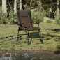 vidaXL Silla de pesca con reposabrazos plegable taupe vidaXL Silla de pesca con reposabrazos plegable taupe