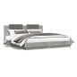 vidaXL Cama con cabecero madera de ingeniería gris hormigón 180x200 cm vidaXL Cama con cabecero madera de ingeniería gris hormigón 180x200 cm