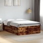 vidaXL Estructura de cama madera de ingeniería roble ahumado 135x190cm vidaXL Estructura de cama madera de ingeniería roble ahumado 135x190cm