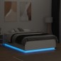 vidaXL Estructura de cama con LED madera ingeniería blanco 135x190 cm vidaXL Estructura de cama con LED madera ingeniería blanco 135x190 cm