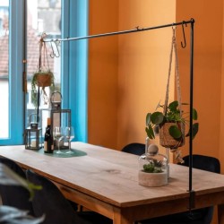 Esschert Design Barra decorativa para mesa con abrazadera negro 