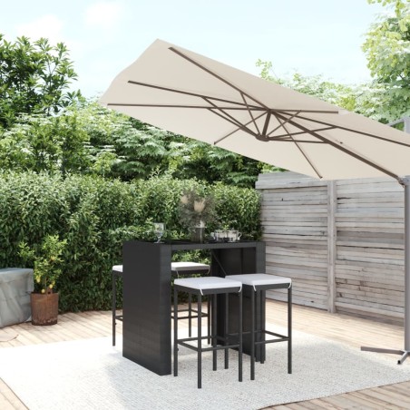 vidaXL Mesa y taburetes altos jardín 5 pzas y cojines ratán PE negro