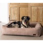 Designed by Lotte Cesta para perros estriada rosa 65x60x20 cm Designed by Lotte Cesta para perros estriada rosa 65x60x20 cm
